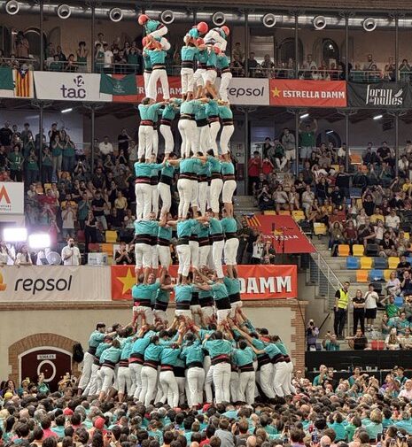 A punt dels 300 «supercastells»